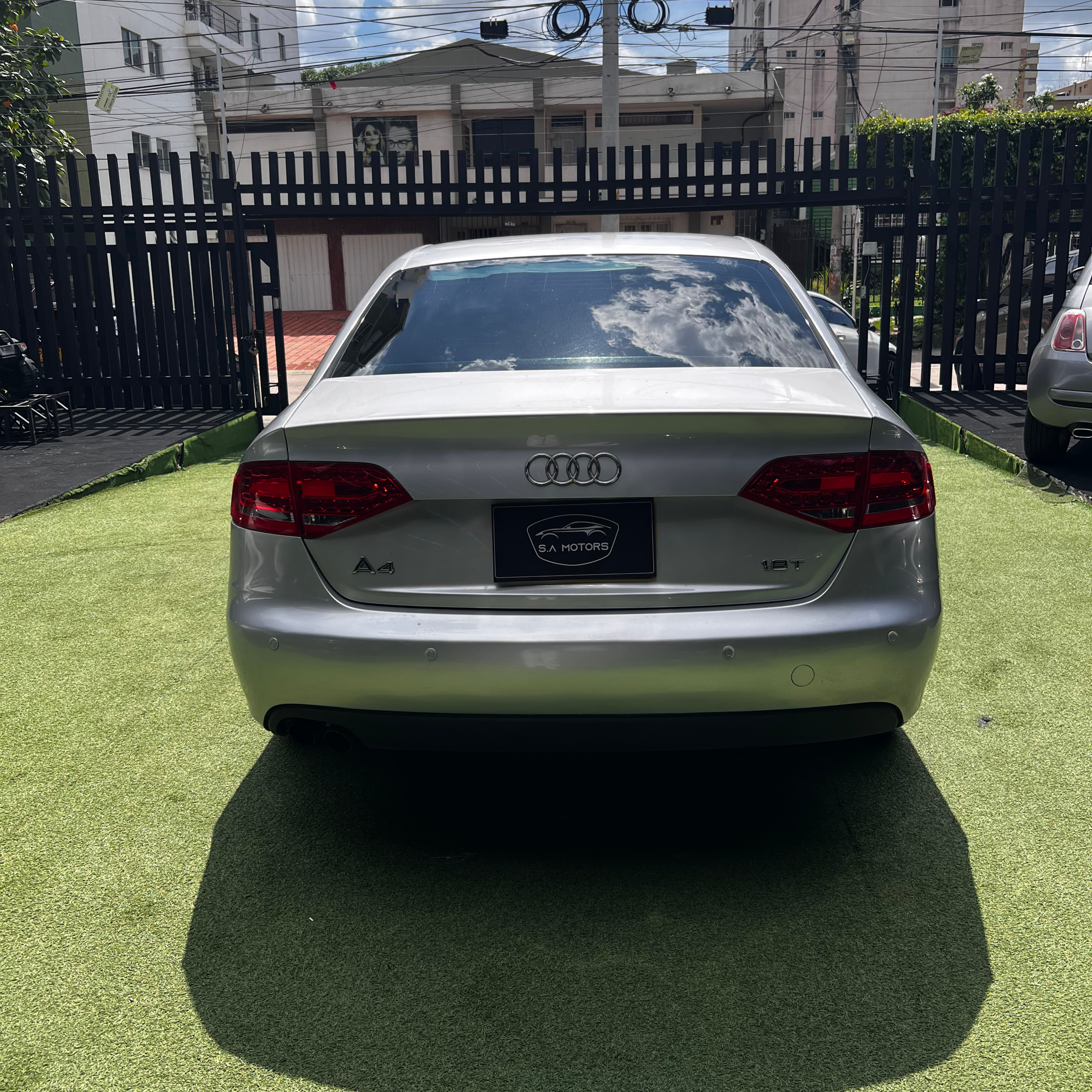 AUDI A4 1.8 2011 $42.000.000